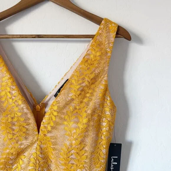 NWT Lulus All of My Heart Yellow Lace Skater Dress Size S - Picture 6 of 13